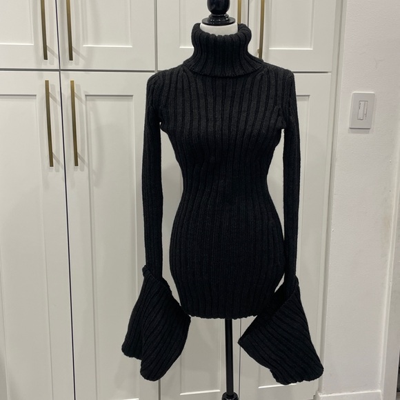 Vintage Yohji Yamamoto 98/99 Runway Ribbed Knitted Extra OverSized Cuff Sweater - Picture 1 of 16